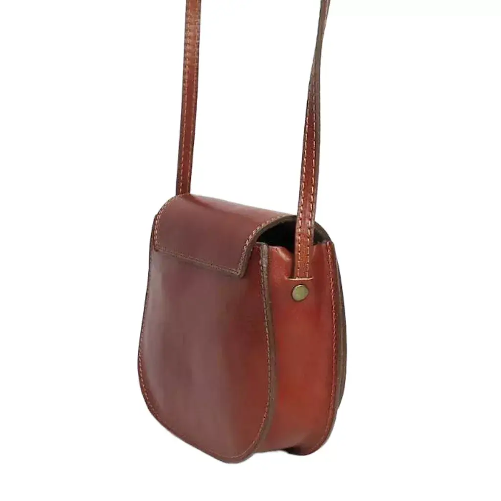 dámská kožená kabelka přes rameno laura 222302 – elegantní crossbody z pravé kůže % » reform laura 222302 07