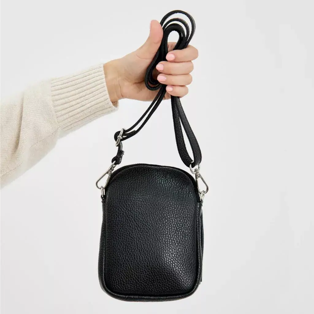 dámská kožená kabelka přes rameno maria 325508 – elegantní crossbody z pravé kůže % » reform maria 325508 12