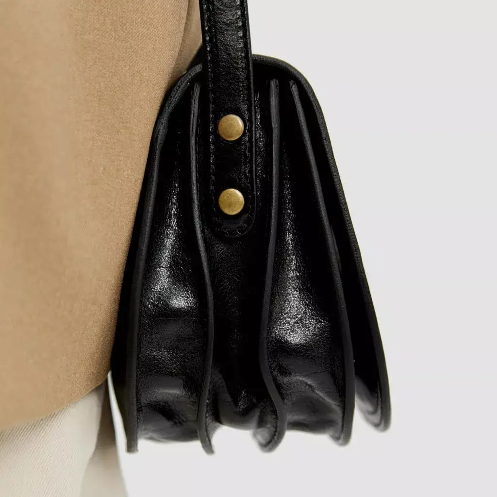 dámská kožená kabelka přes rameno valeria 222108 – stylová a praktická volba pro každý den % » reform valeria 222108 08