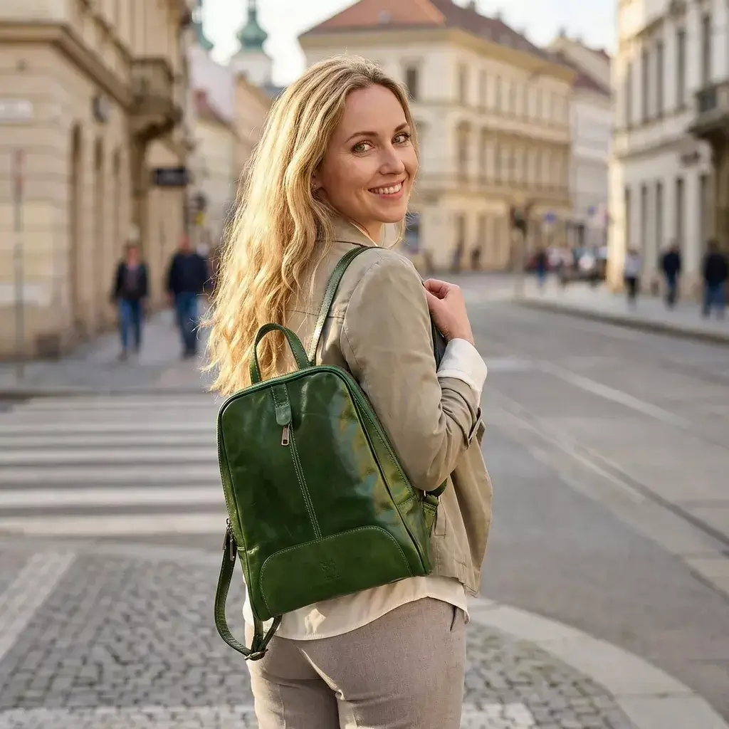 dámský kožený batoh valentina 320903 - elegance a styl % » reform valentina 320903 01